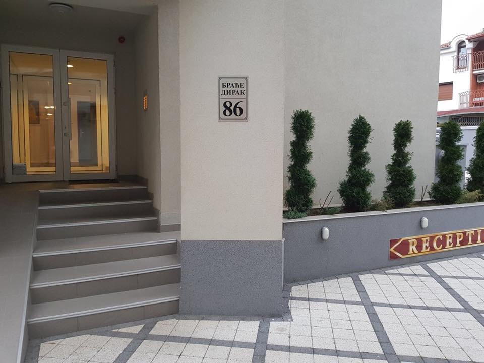 Holiday Wing Apartment 2 Jagodina Exteriör bild