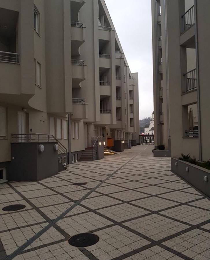 Holiday Wing Apartment 2 Jagodina Exteriör bild